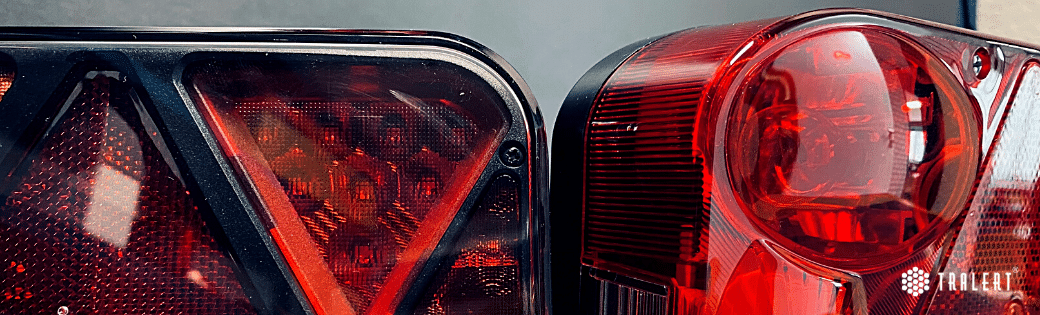 Halogen lamp compared with LED lamp