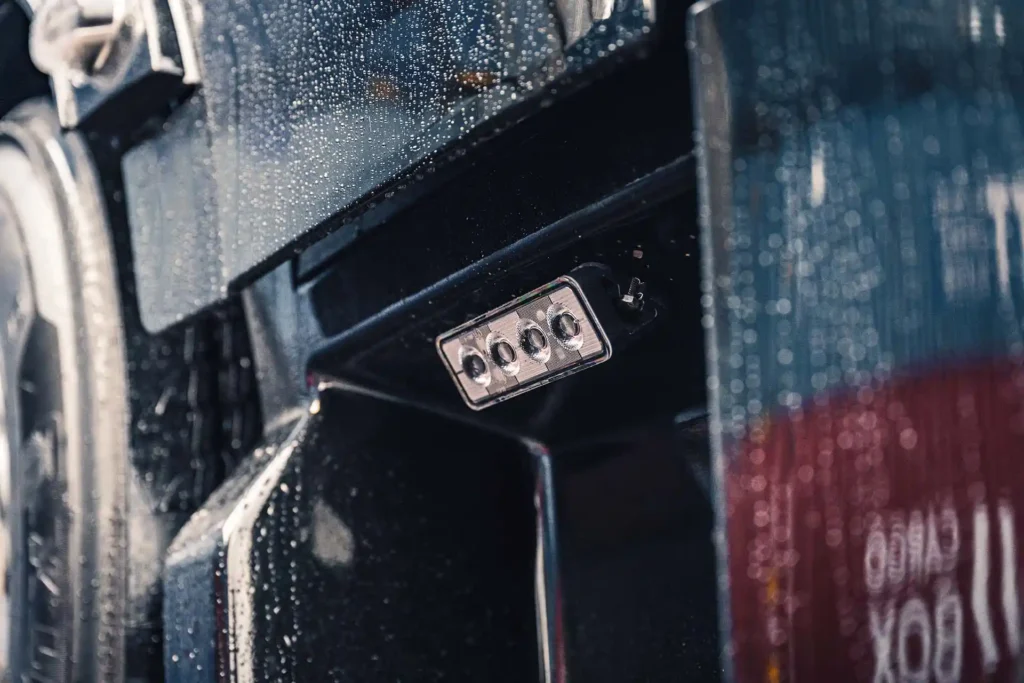 23-MANA-demo-fotoshoot-TRALERT-verkleind