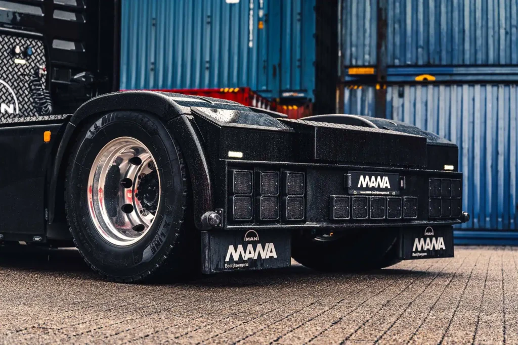 38-MANA-demo-fotoshoot-TRALERT-verkleind