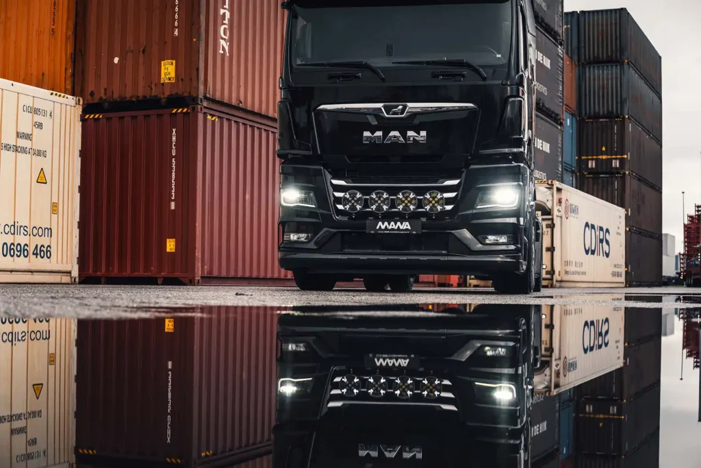 98-MANA-demo-fotoshoot-TRALERT-verkleind