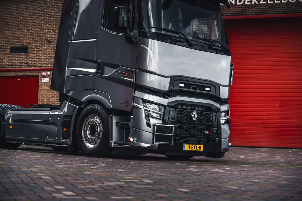 004-Renault-Trucks-NL-demo-Tralert-verkleind