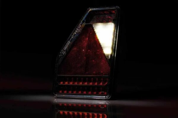Links | LED achterlicht | canbusProof | driehoek model | 12v | 5-functie 5-PIN | VC-3301B5CAN-FT-277 L LED O SPKPM BAJONET 5PIN-VC-3301B5CAN-7