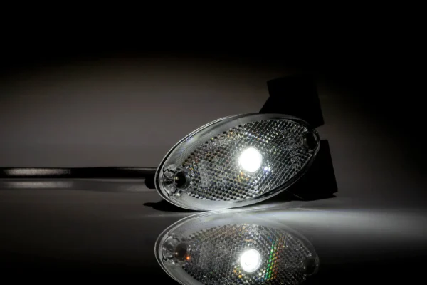 LED markeringslicht + steun ovaal wit 12-24v 50cm kabel | MV-5890W - Afbeelding 4