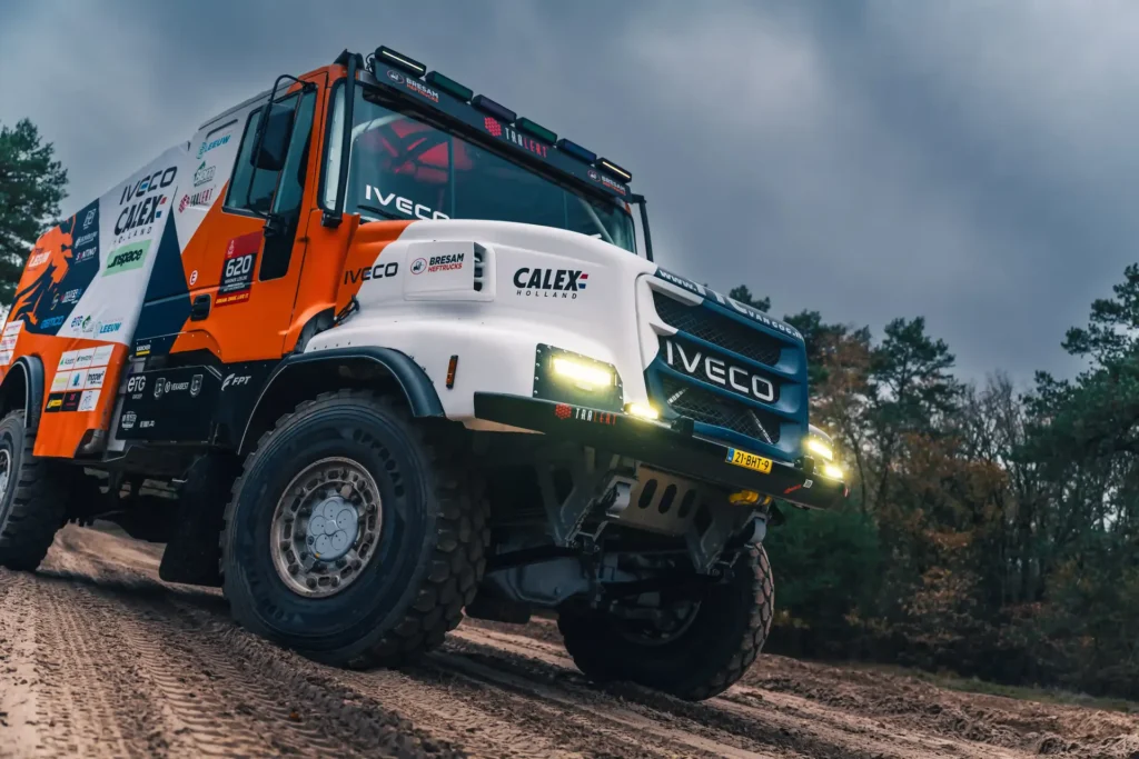 013-Iveco-Dakar-Truck-Leeuw-Rallysport
