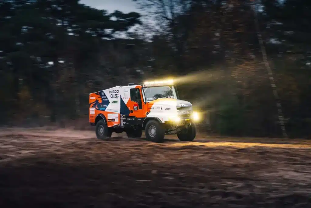 098-Iveco-Dakar-Truck-Leeuw-Rallysport-action (5)