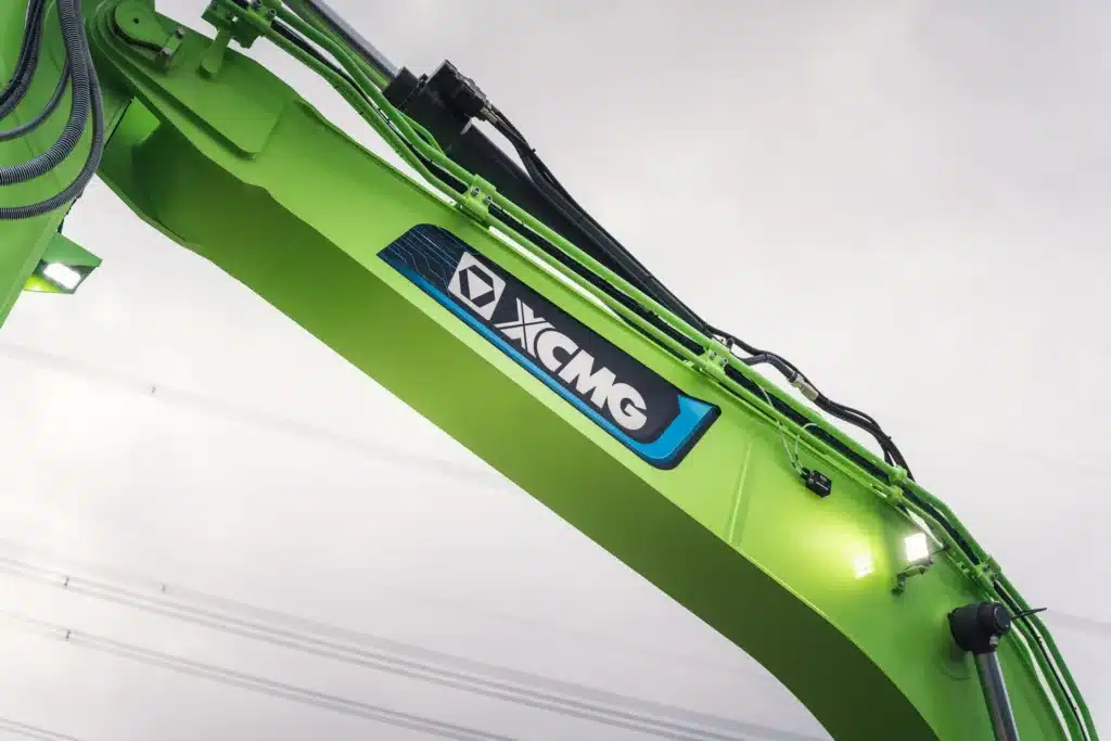 De-Heus-XCMG-XE270EV-1 (7)