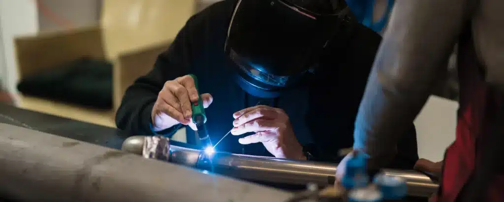 Personeelstekort-carrosseriebouw-vakmensen-scholing