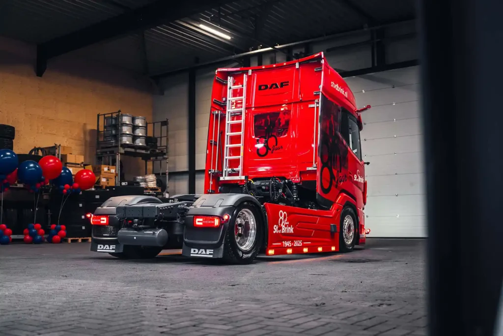 27-St-vd-Brink-80-jaar-DAF-TRALERT-klein