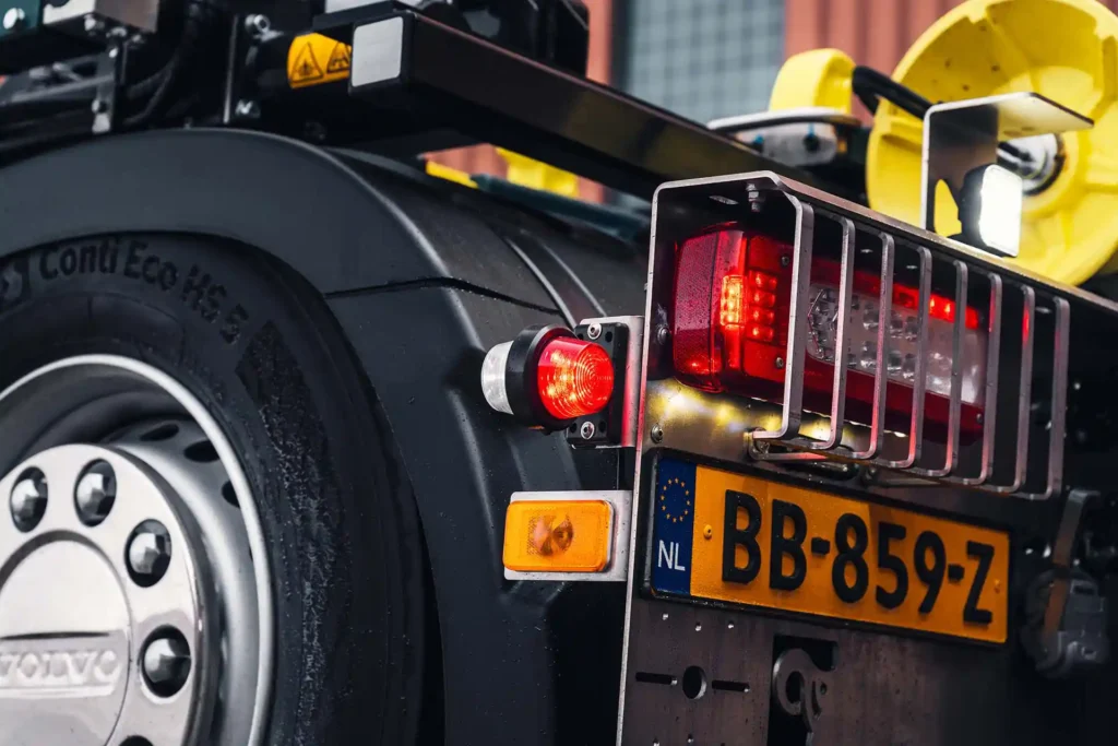 031-Prezero-Volvo-FH-Aero-TRALERT-klein