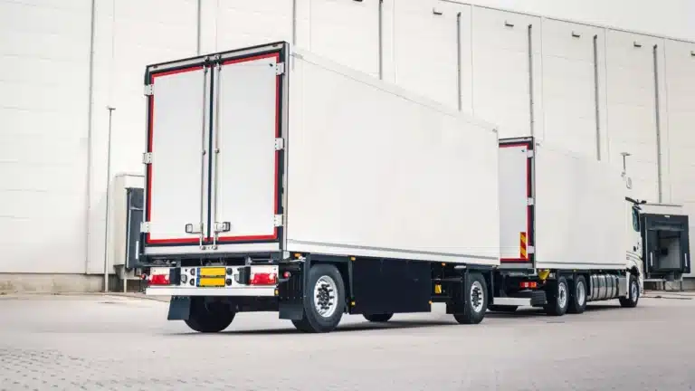 Plaque d'immatriculation double pour camion