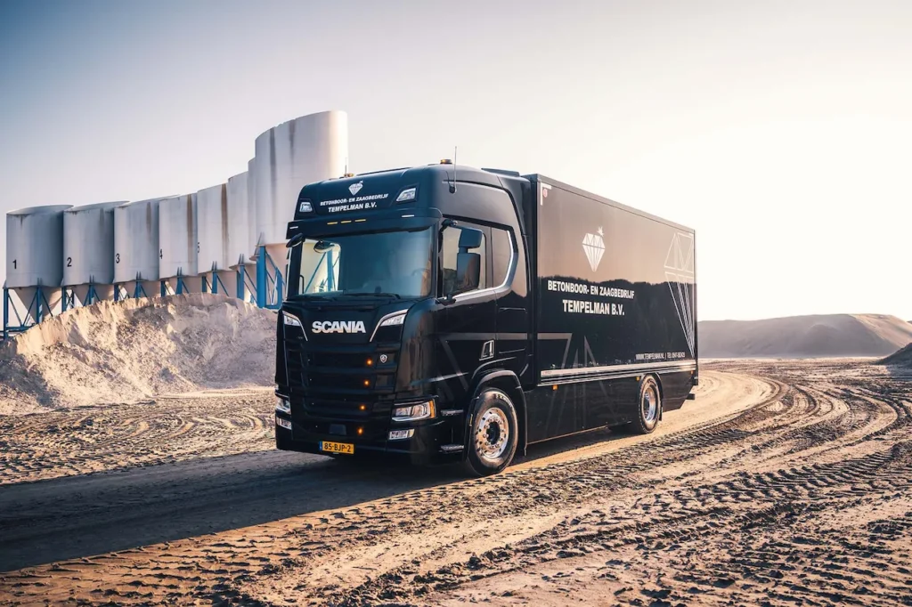 Marquage latéral des camions
